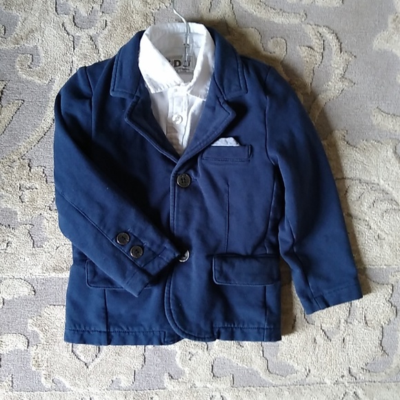 Adorable little boys soft suit jacket and shirt - Picture 2 of 3